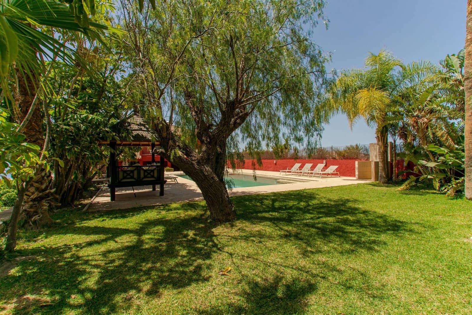 5 soverom Villa til salgs i Almunecar med svømmebasseng garasje - € 1 400 000 (Ref: 9534342)