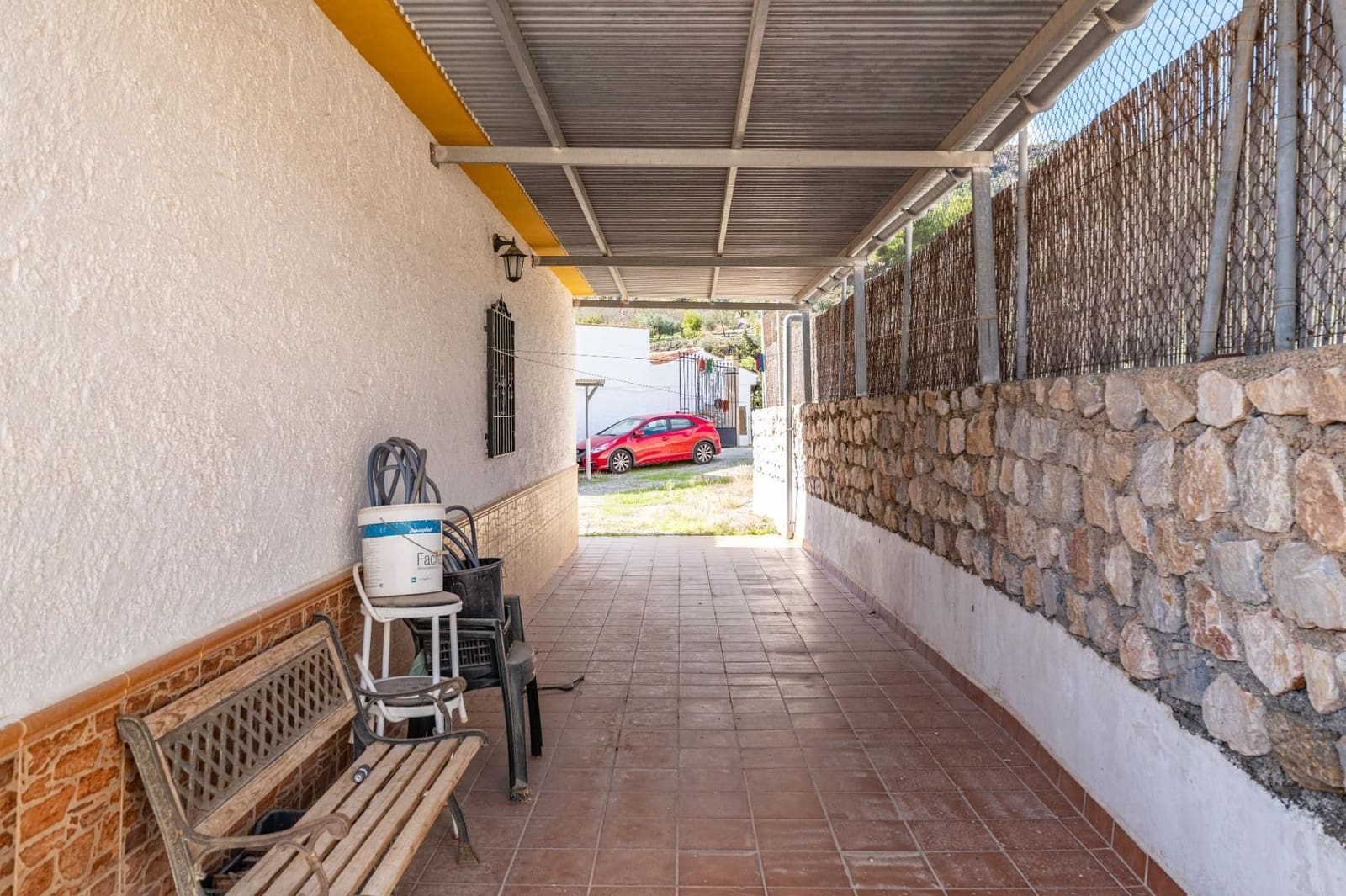 3 soverom Finca/Herregård til salgs i Velez de Benaudalla med garasje - € 240 000 (Ref: 9534343)