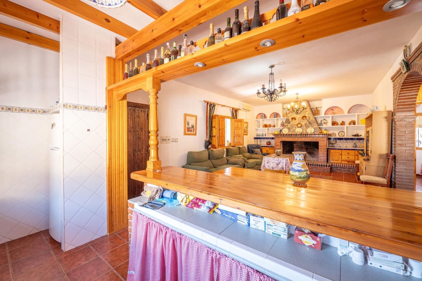 3 soverom Finca/Herregård til salgs i Velez de Benaudalla med garasje - € 240 000 (Ref: 9534343)