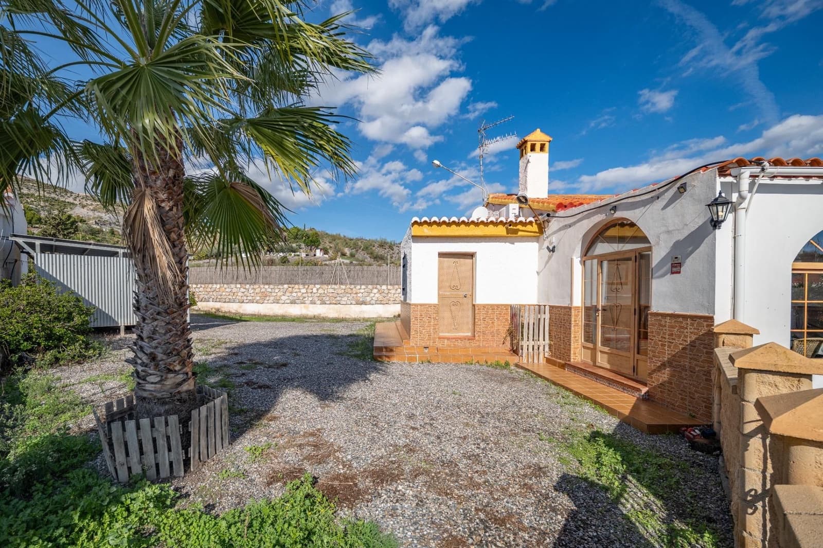 3 soverom Finca/Herregård til salgs i Velez de Benaudalla med garasje - € 240 000 (Ref: 9534343)