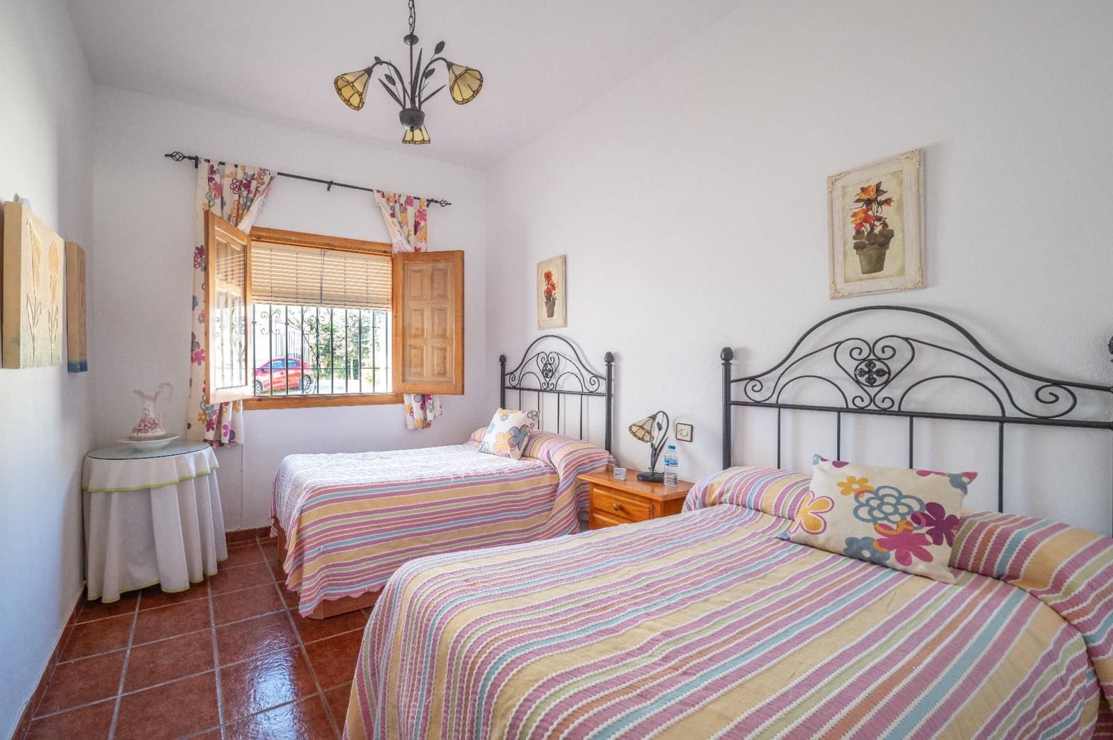 3 soverom Finca/Herregård til salgs i Velez de Benaudalla med garasje - € 240 000 (Ref: 9534343)