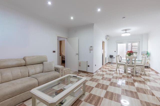 4 soverom Hus til salgs i Churriana de la Vega med garasje - € 342 000 (Ref: 9534345)