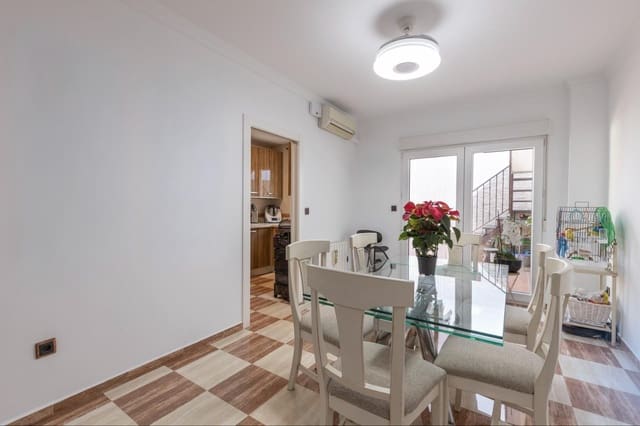 4 soverom Hus til salgs i Churriana de la Vega med garasje - € 342 000 (Ref: 9534345)