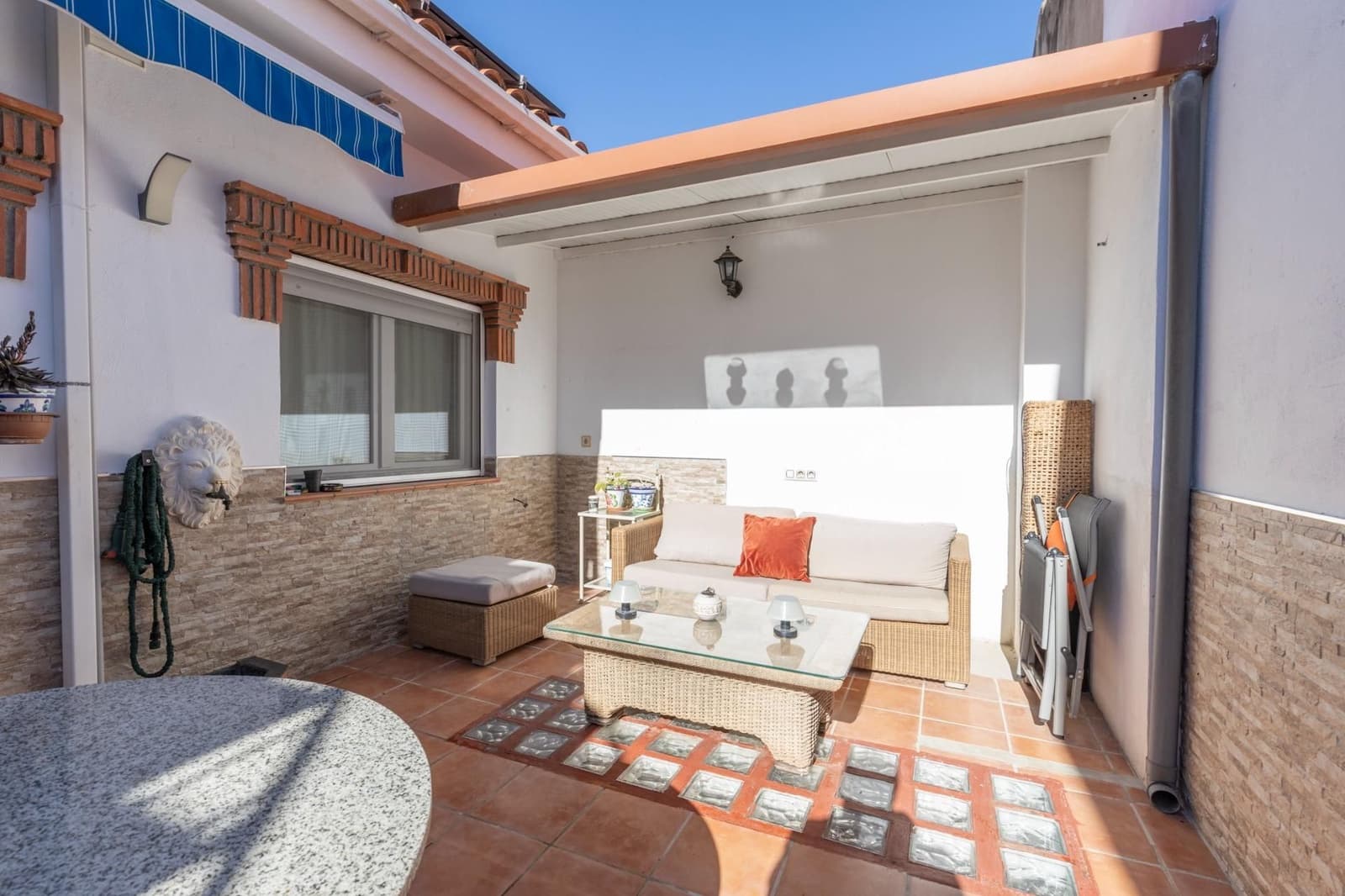 4 soverom Hus til salgs i Churriana de la Vega med garasje - € 342 000 (Ref: 9534345)