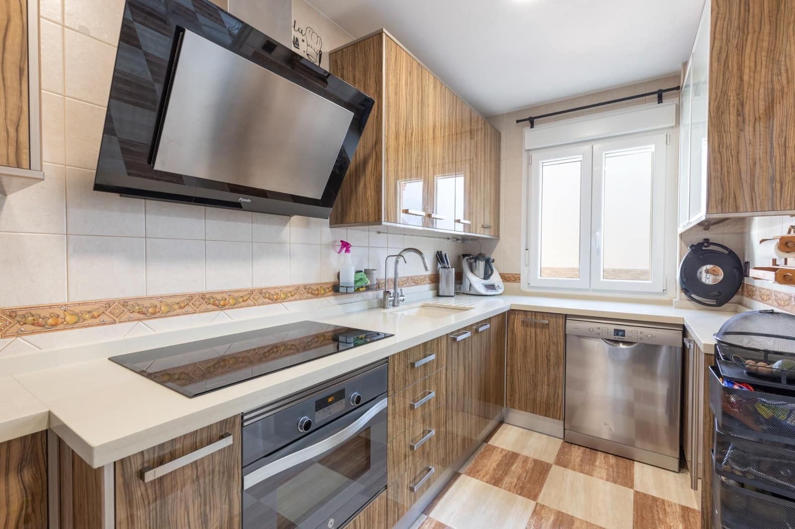 4 soverom Hus til salgs i Churriana de la Vega med garasje - € 342 000 (Ref: 9534345)