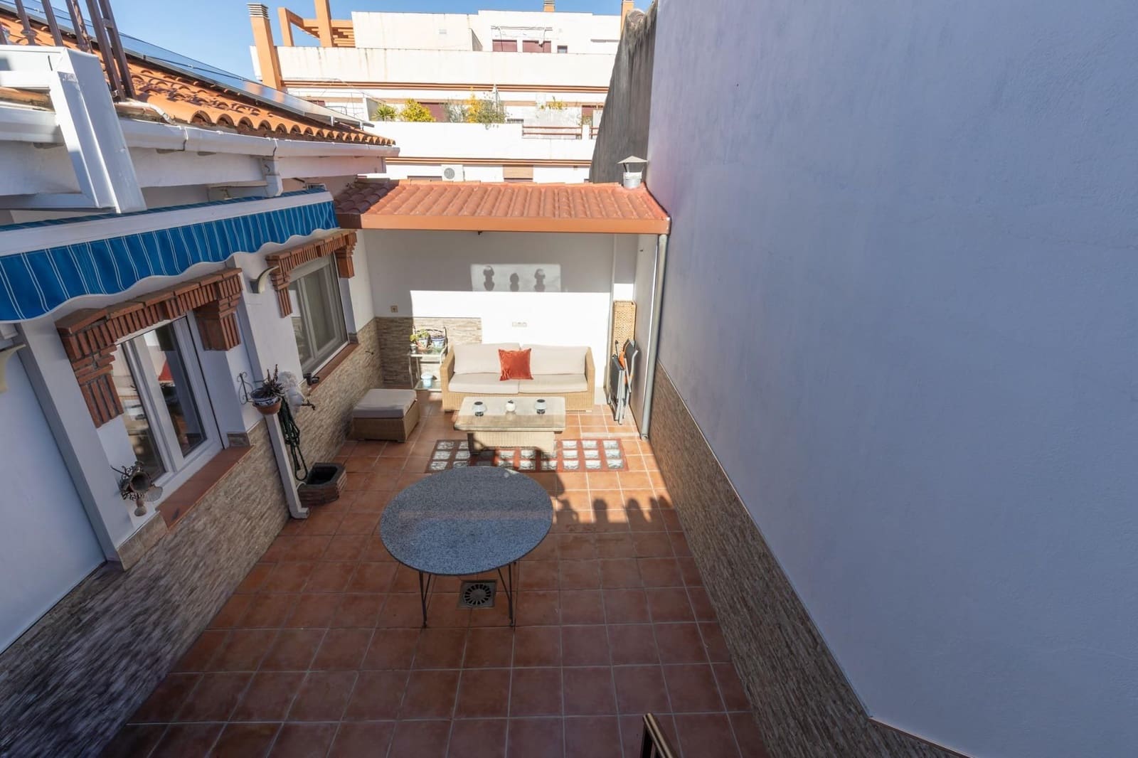 4 soverom Hus til salgs i Churriana de la Vega med garasje - € 342 000 (Ref: 9534345)