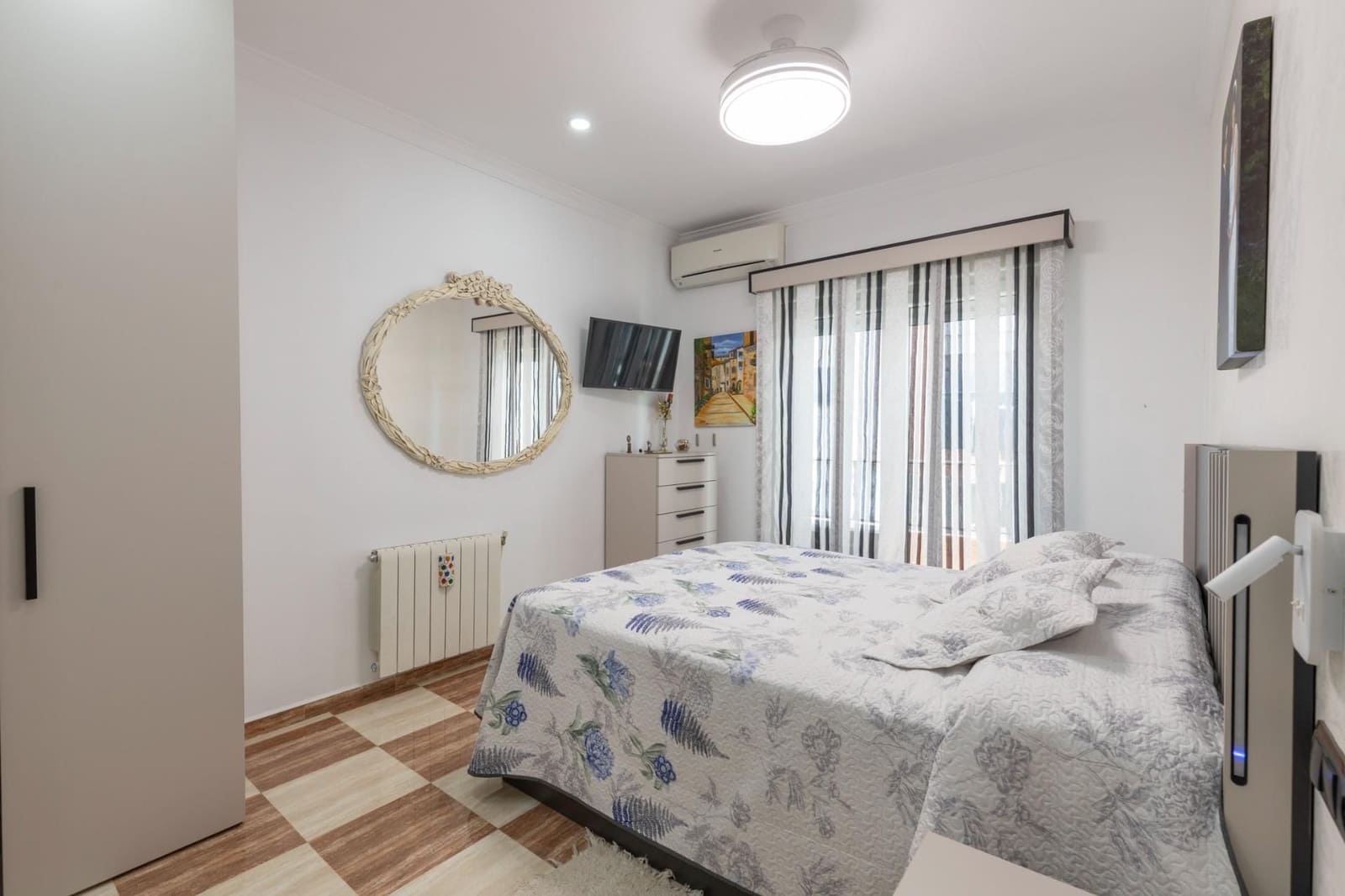 4 soverom Hus til salgs i Churriana de la Vega med garasje - € 342 000 (Ref: 9534345)