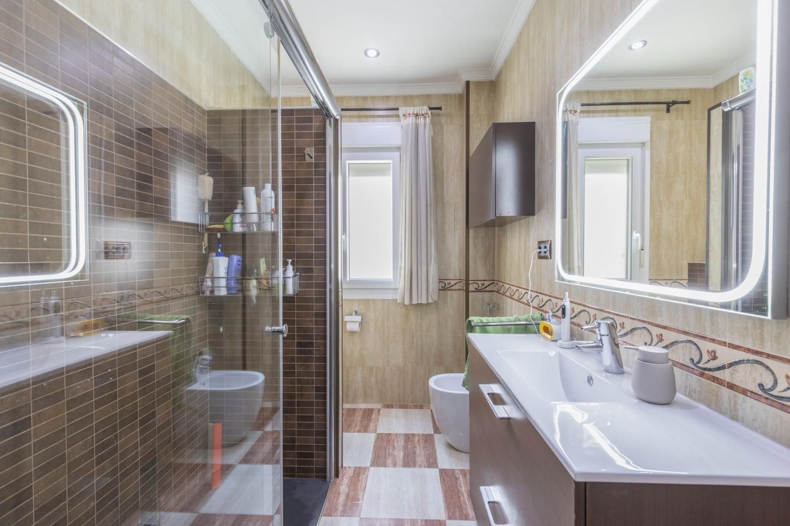 4 soverom Hus til salgs i Churriana de la Vega med garasje - € 342 000 (Ref: 9534345)