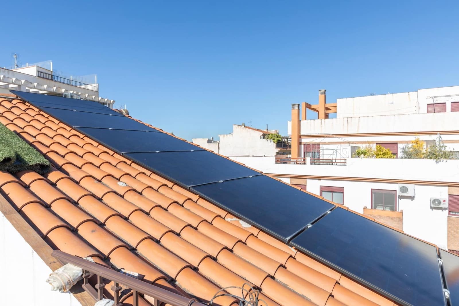 4 soverom Hus til salgs i Churriana de la Vega med garasje - € 342 000 (Ref: 9534345)