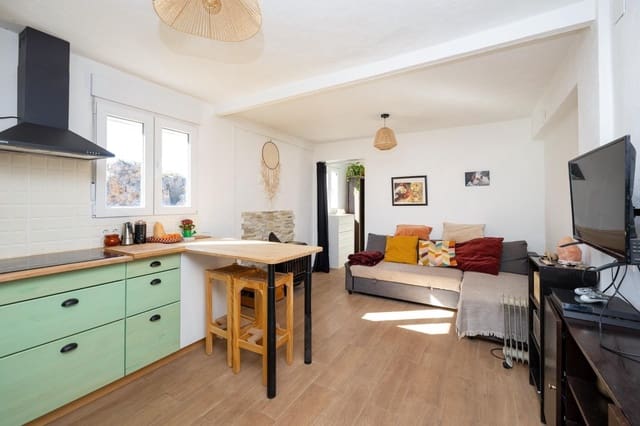 2 slaapkamer Finca/Landhuis te koop in Cogollos Vega - € 99.000 (Ref: 9534346)