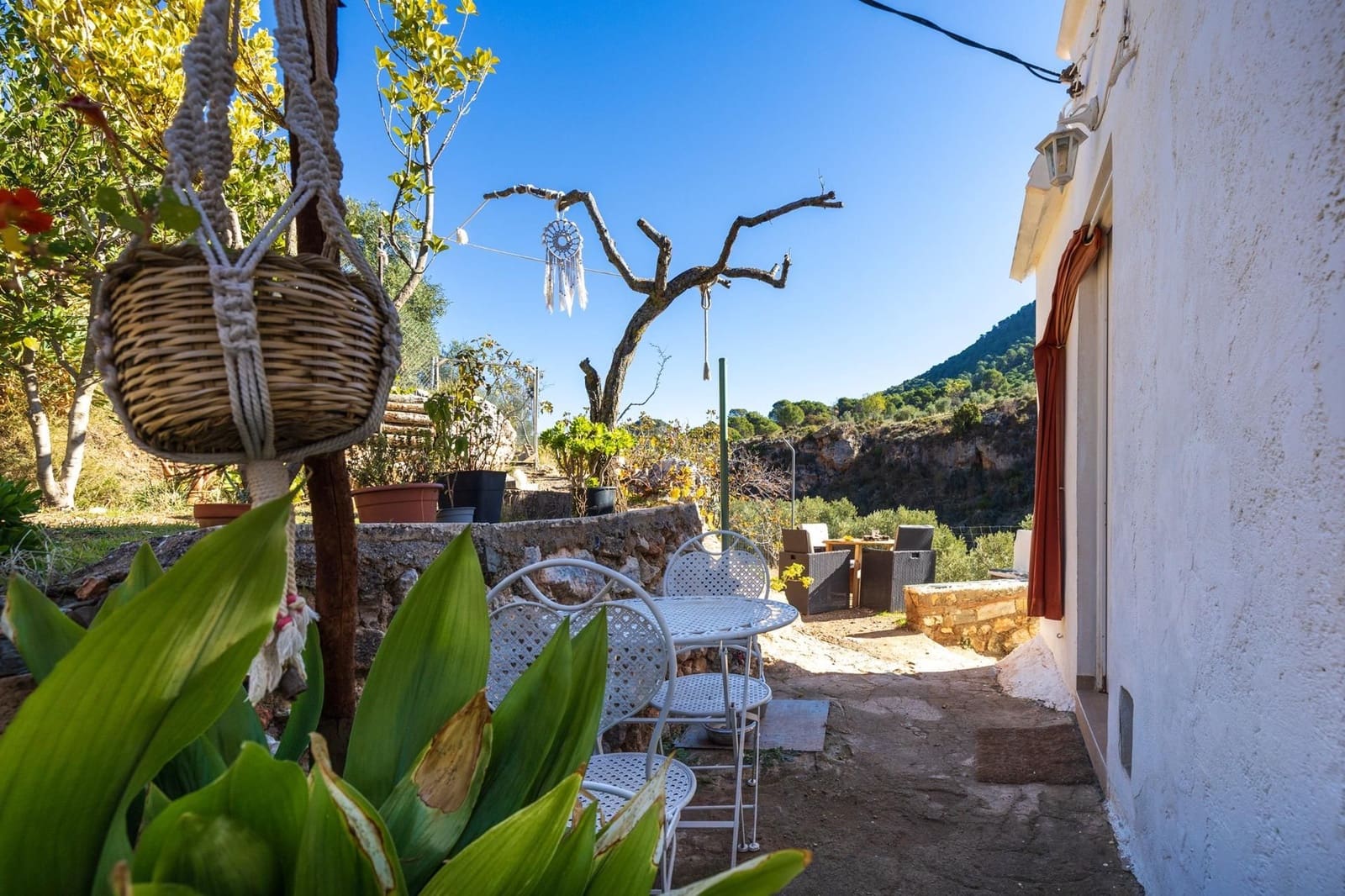 2 slaapkamer Finca/Landhuis te koop in Cogollos Vega - € 99.000 (Ref: 9534346)