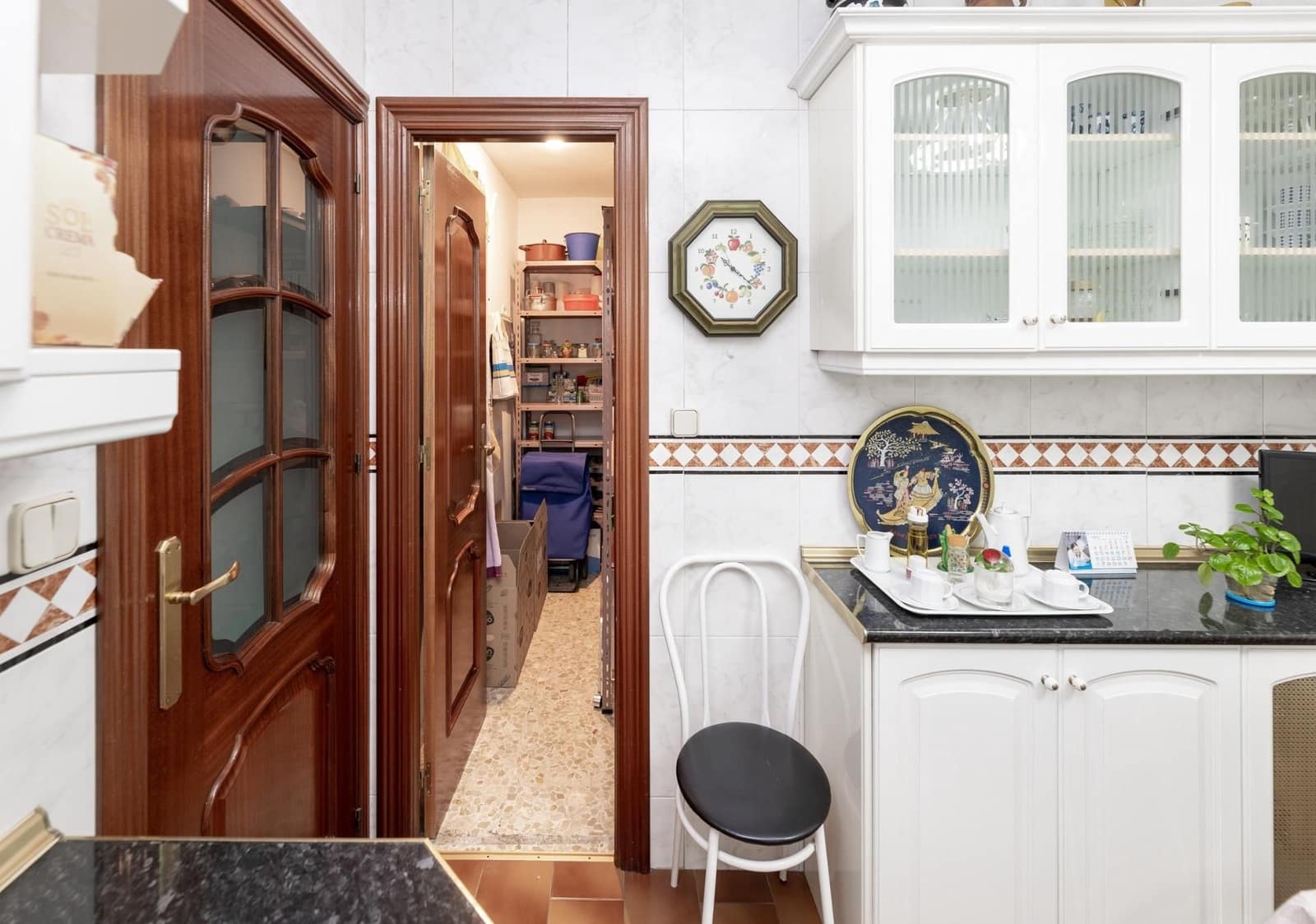 5 sovrum Lägenhet till salu i Granada stad med garage - 420 000 € (Ref: 9534855)