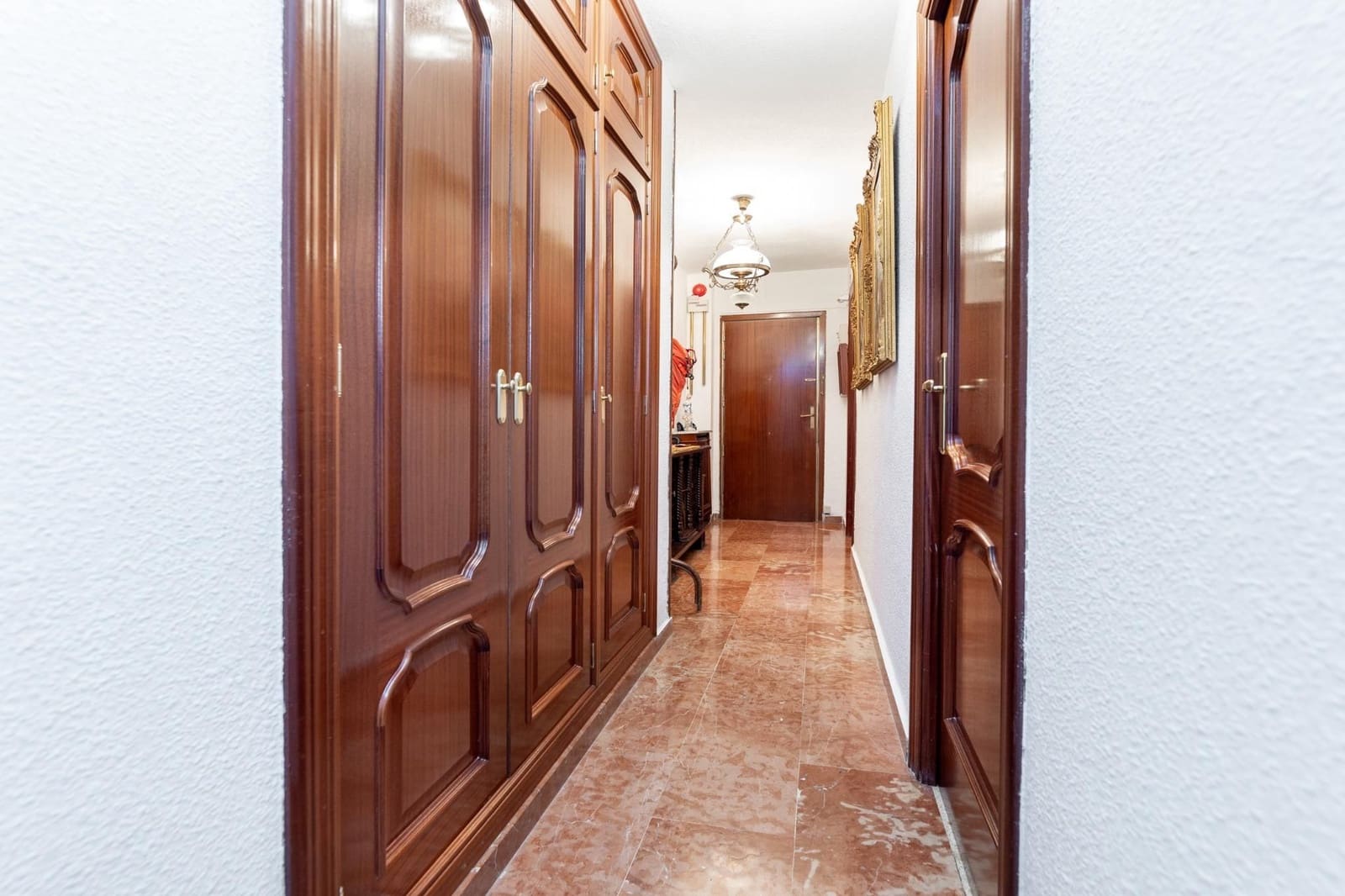 5 sovrum Lägenhet till salu i Granada stad med garage - 420 000 € (Ref: 9534855)