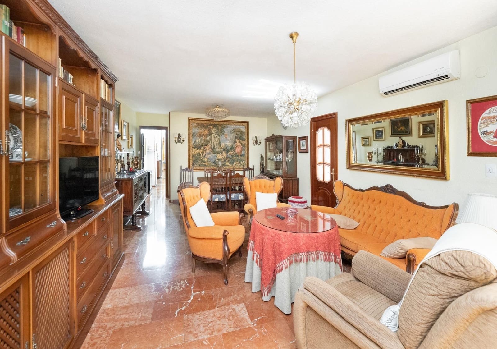 5 sovrum Lägenhet till salu i Granada stad med garage - 420 000 € (Ref: 9534855)