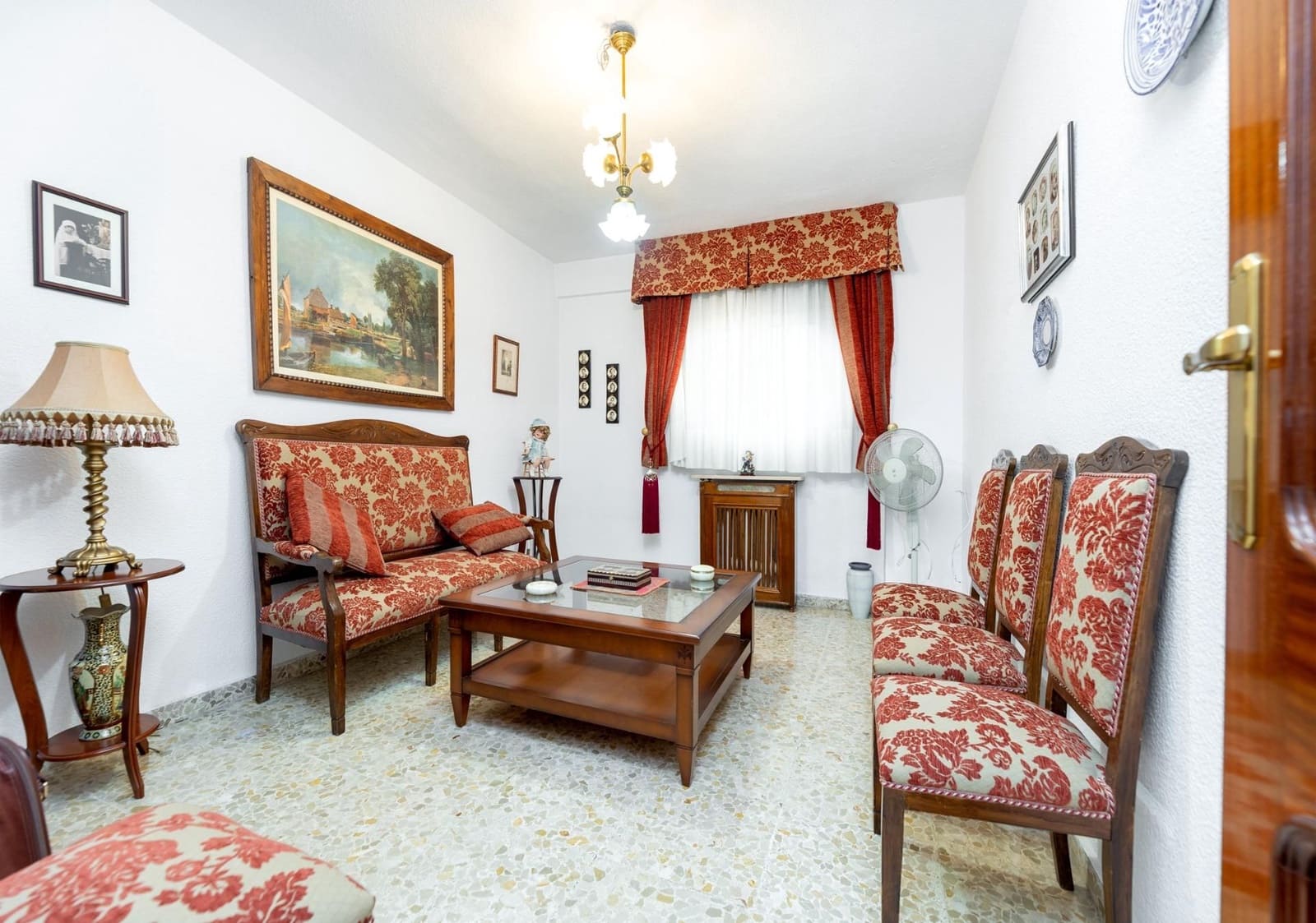 5 sovrum Lägenhet till salu i Granada stad med garage - 420 000 € (Ref: 9534855)