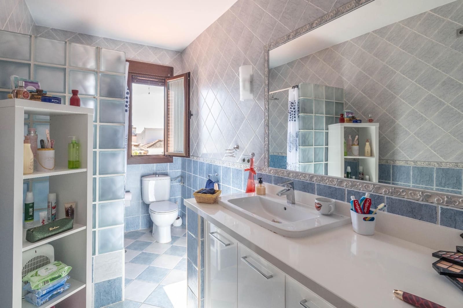 3 soveværelse Villa til salg i Albolote med swimmingpool garage - € 464.900 (Ref: 9535372)