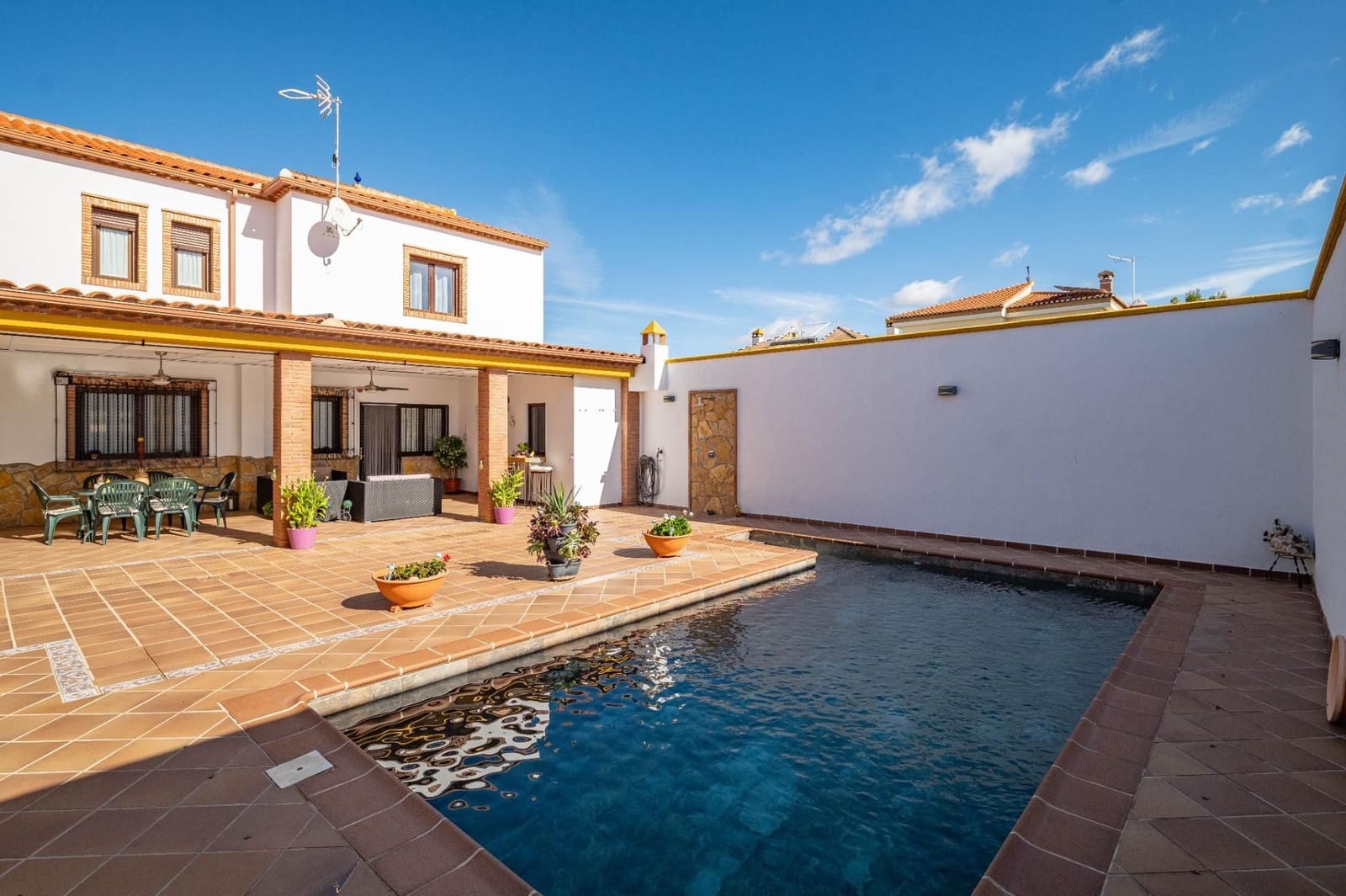 3 soveværelse Villa til salg i Albolote med swimmingpool garage - € 464.900 (Ref: 9535372)