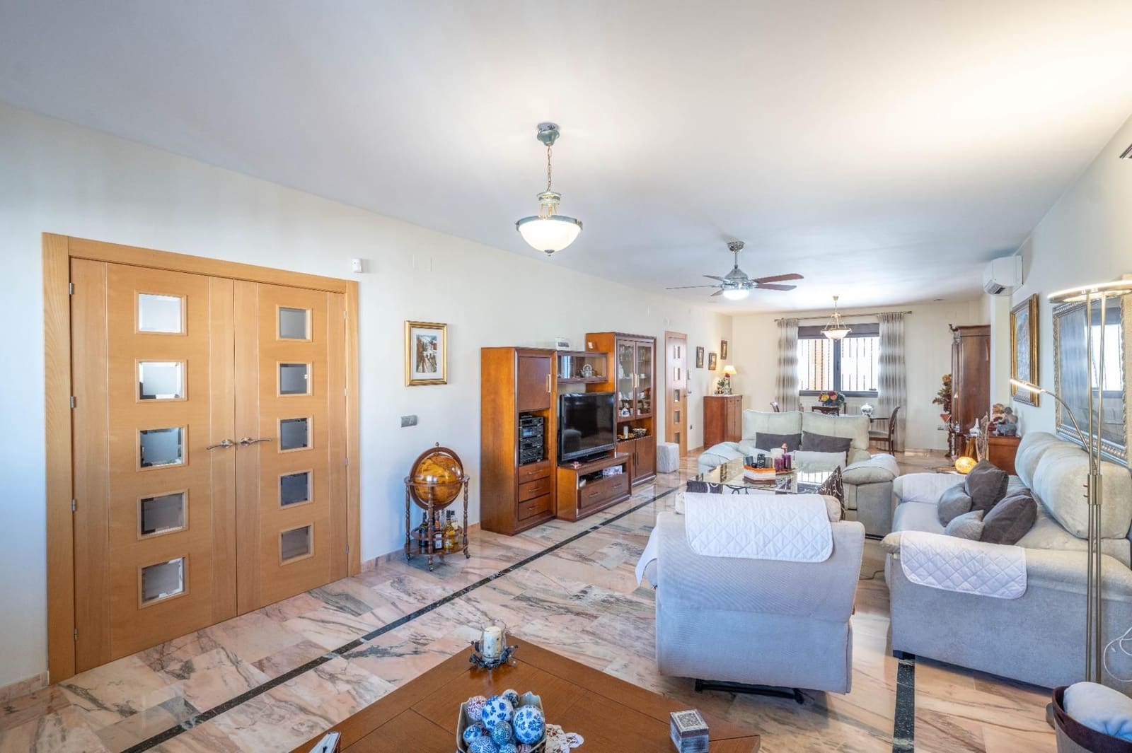 3 soveværelse Villa til salg i Albolote med swimmingpool garage - € 464.900 (Ref: 9535372)