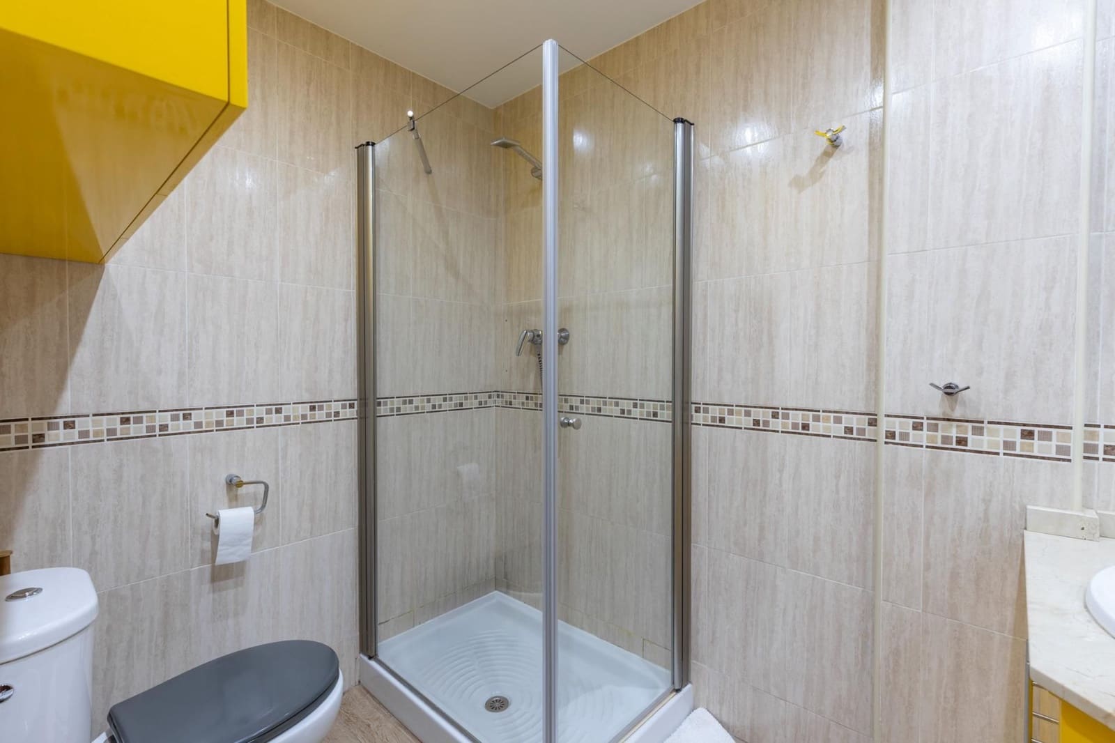 2 makuuhuone Kattohuoneisto myytävänä paikassa Otura mukana 
autotalli - 189 900 € (Ref: 9535665)