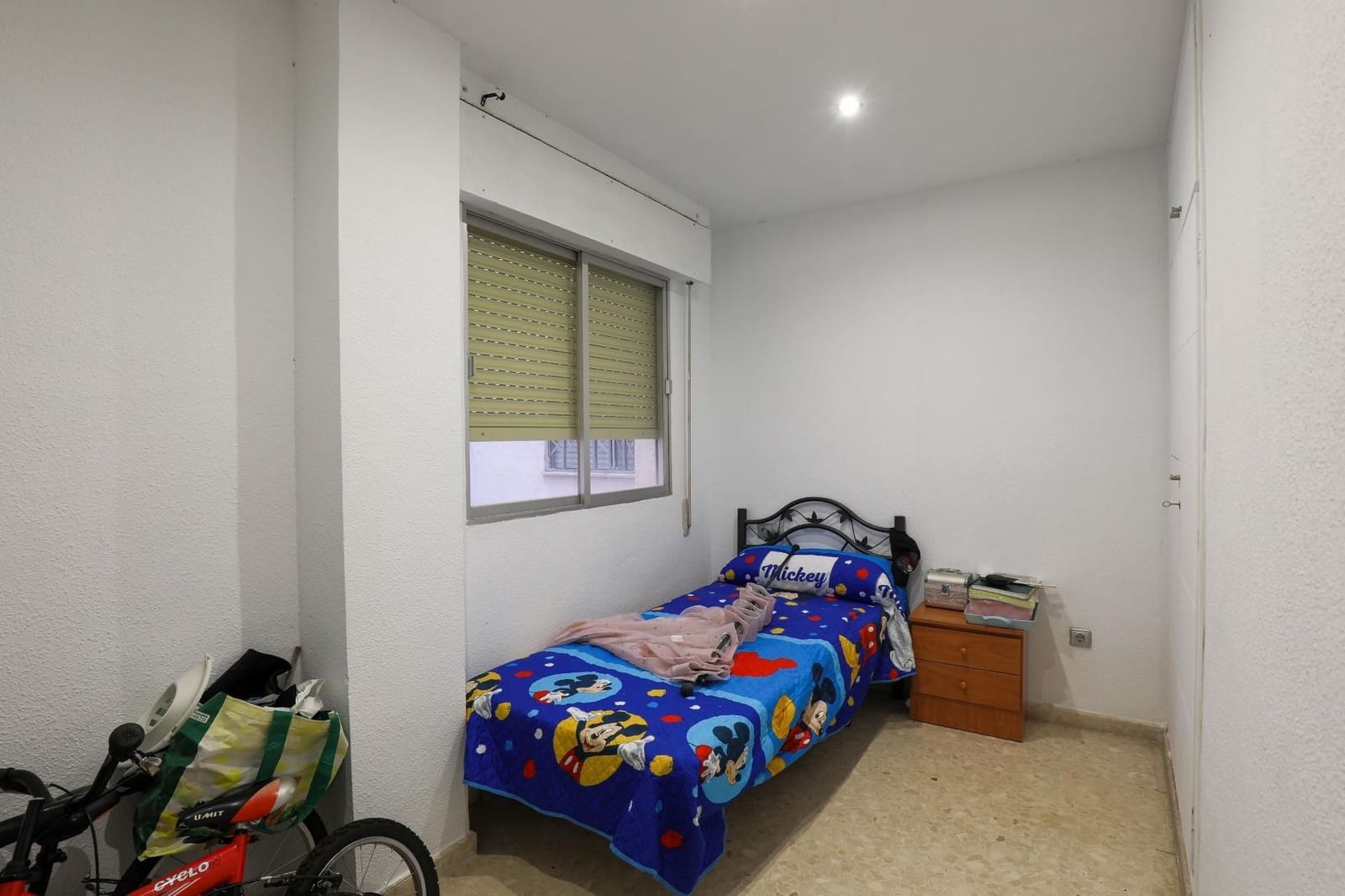 4 makuuhuone Asunto myytävänä paikassa Durcal - 138 000 € (Ref: 9539483)