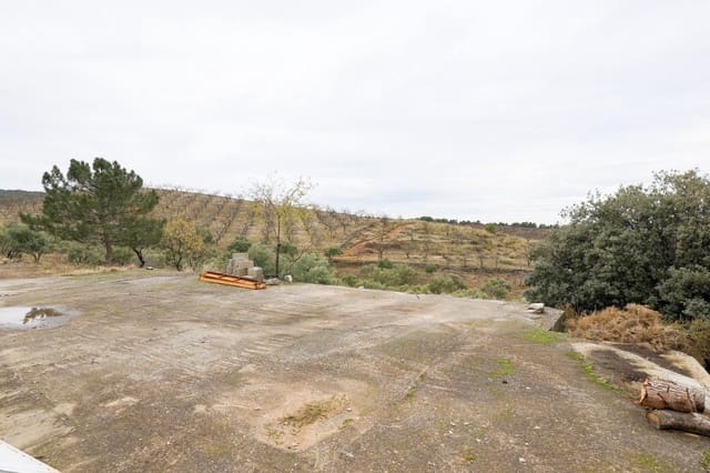 Finca/Landehus til salg i Monachil - € 112.500 (Ref: 9539486)