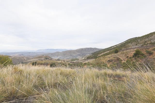 Finca/Landehus til salg i Monachil - € 112.500 (Ref: 9539486)