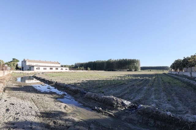 4 soveværelse Finca/Landehus til salg i Fuente Vaqueros - € 349.000 (Ref: 9539487)