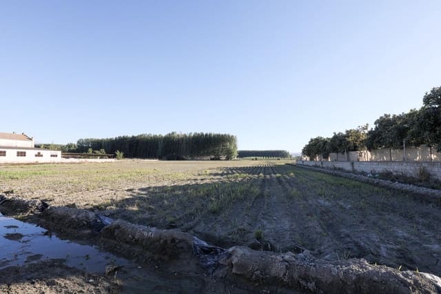 4 soveværelse Finca/Landehus til salg i Fuente Vaqueros - € 349.000 (Ref: 9539487)