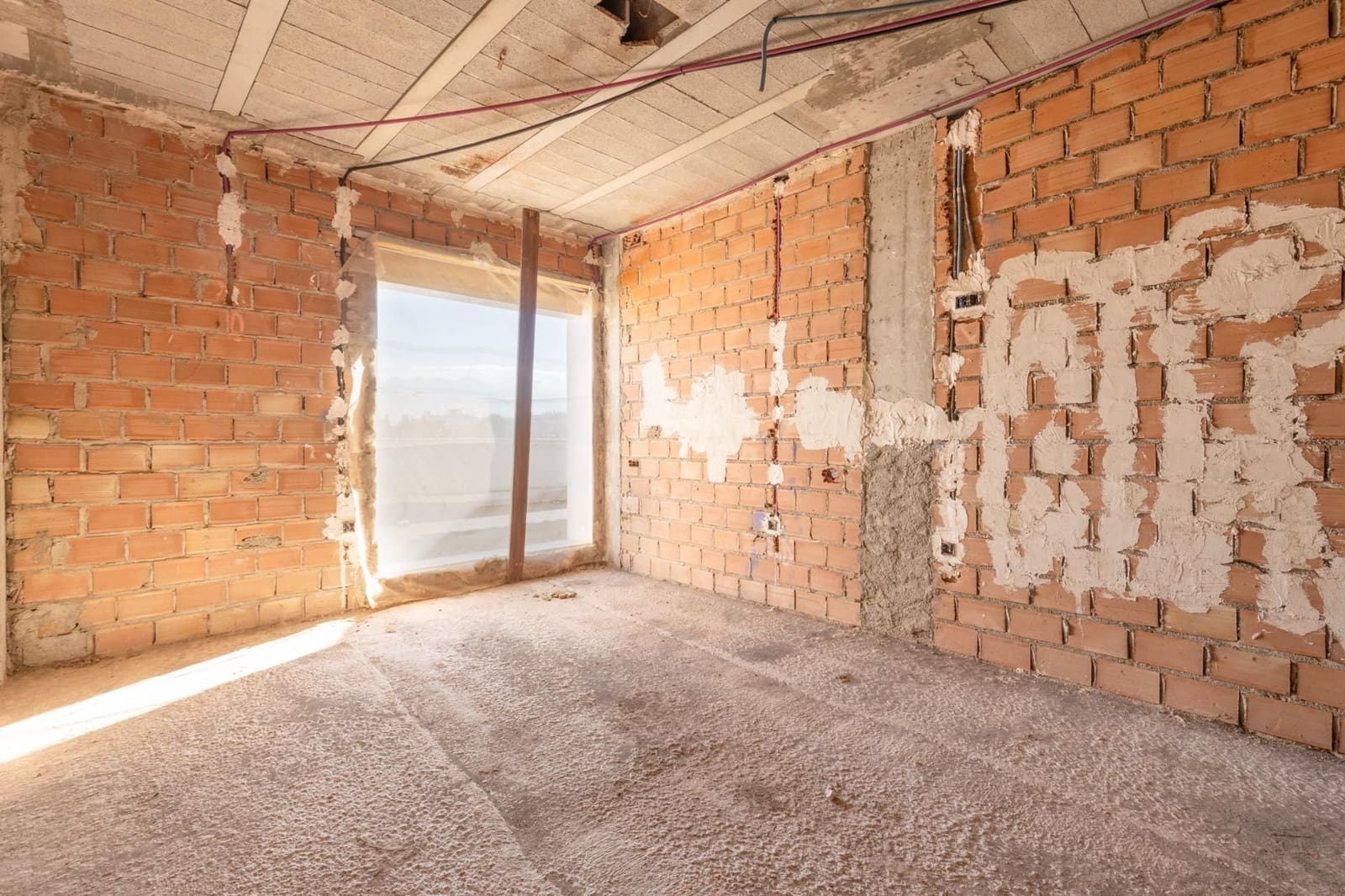 Willa na sprzedaż w Otura - 315 000 € (Ref: 9542399)