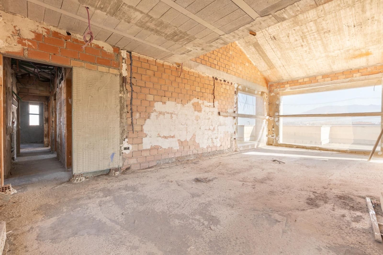 Willa na sprzedaż w Otura - 315 000 € (Ref: 9542399)