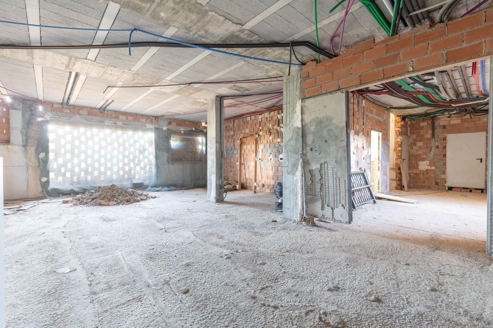 Willa na sprzedaż w Otura - 315 000 € (Ref: 9542399)