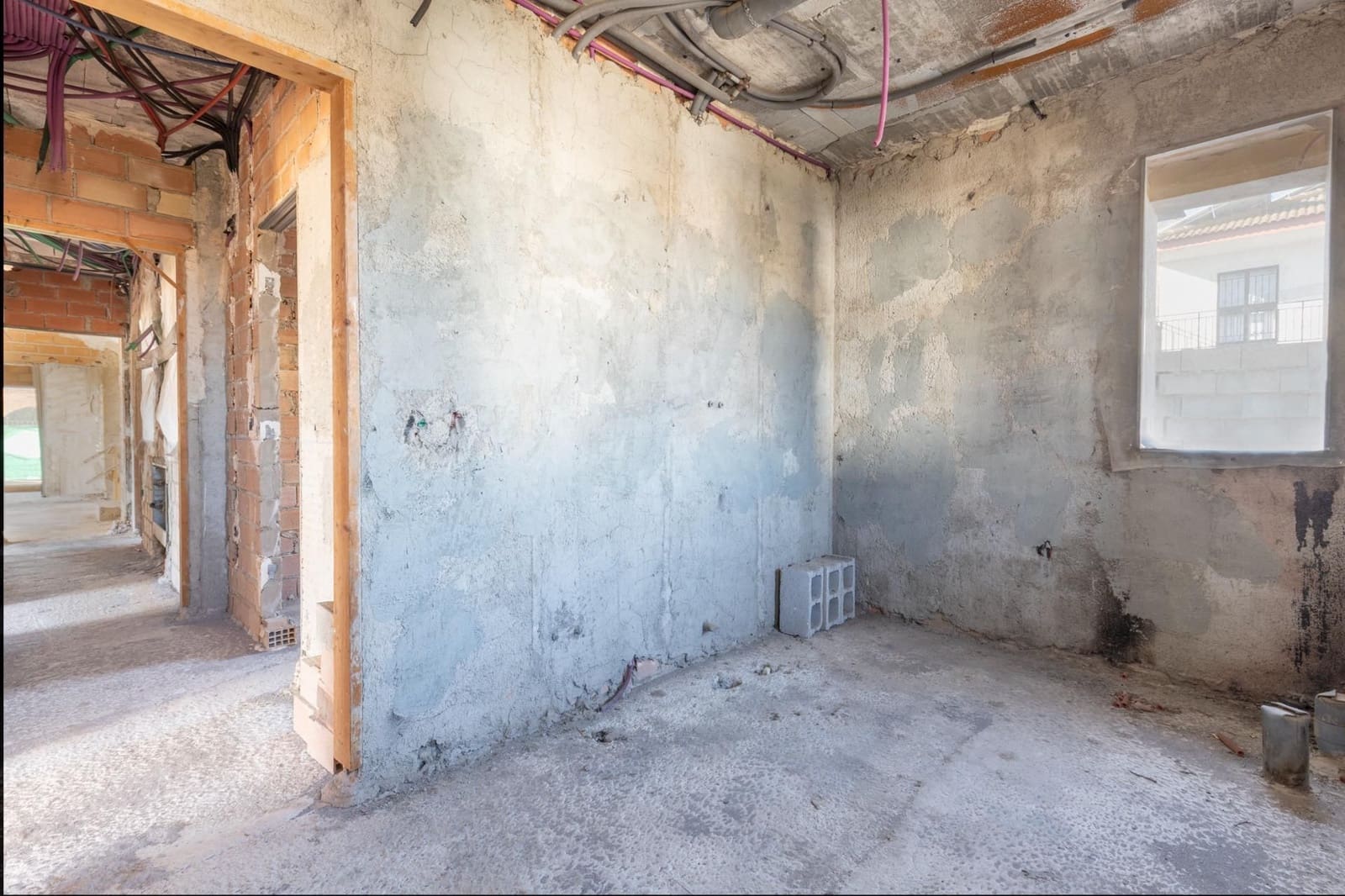 Willa na sprzedaż w Otura - 315 000 € (Ref: 9542399)