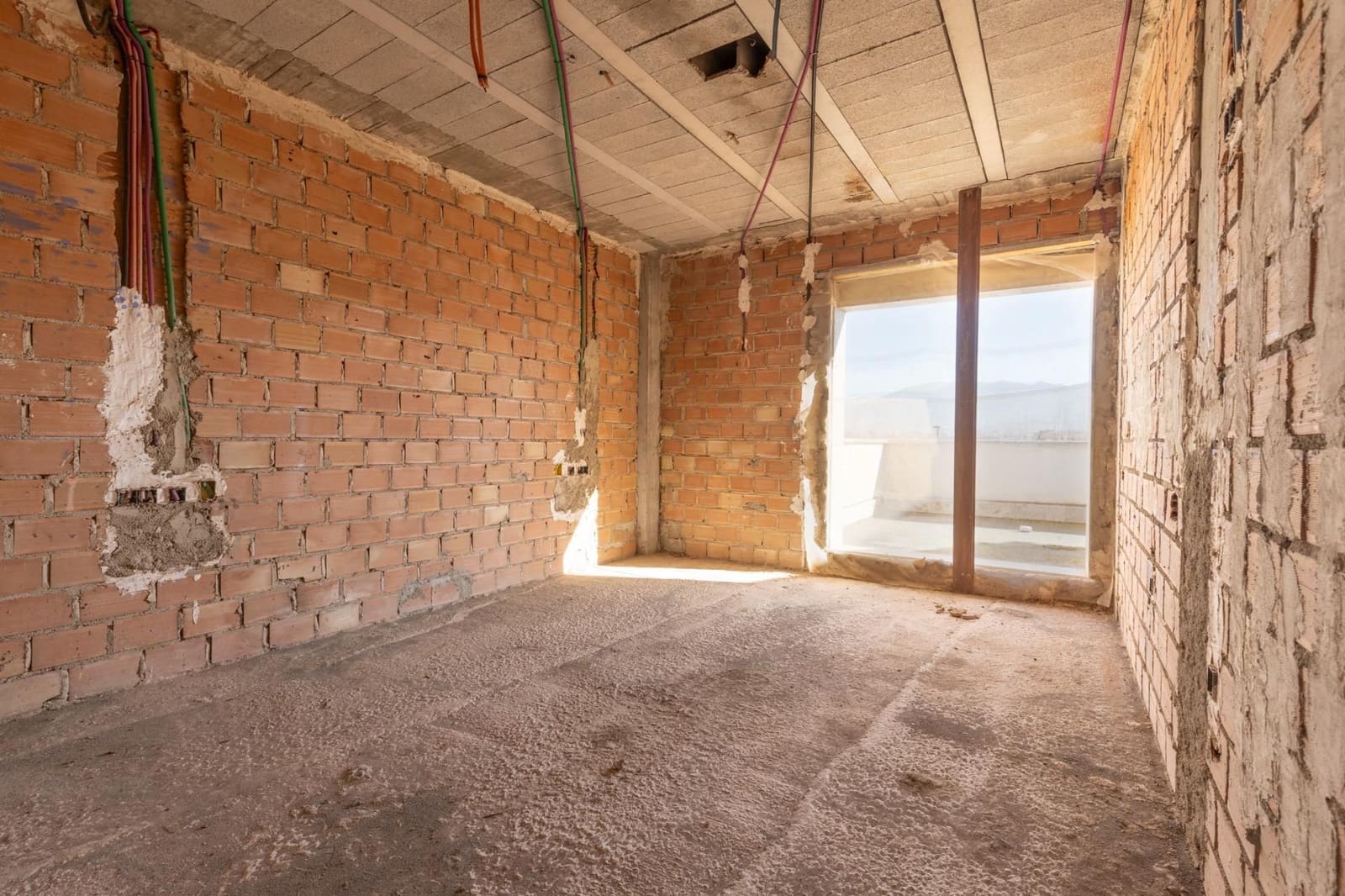 Villa for sale in Otura - € 315,000 (Ref: 9542400)