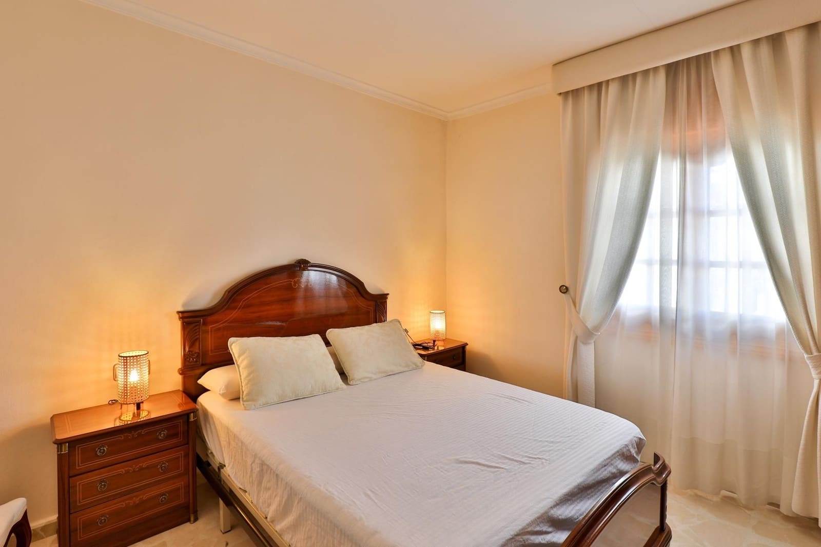 Piso de 3 habitaciones en Alhama de Granada en venta - 102.000 € (Ref: 9542711)