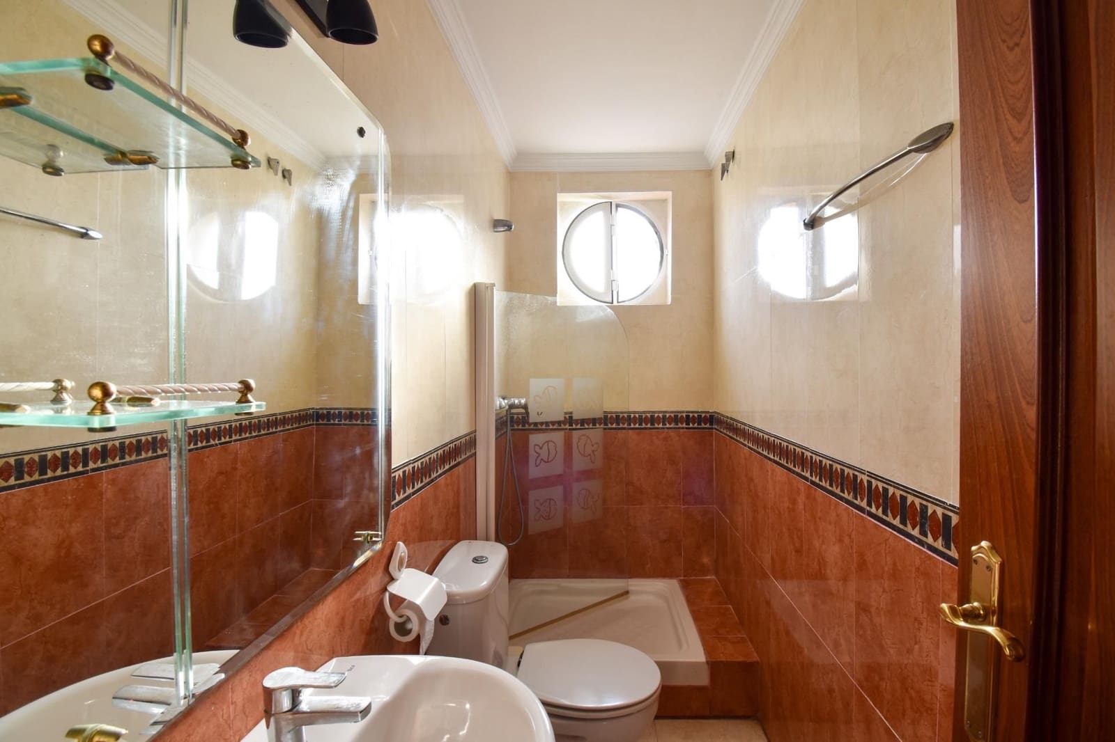 8 soveværelse Villa til salg i Motril med swimmingpool garage - € 540.000 (Ref: 9542831)