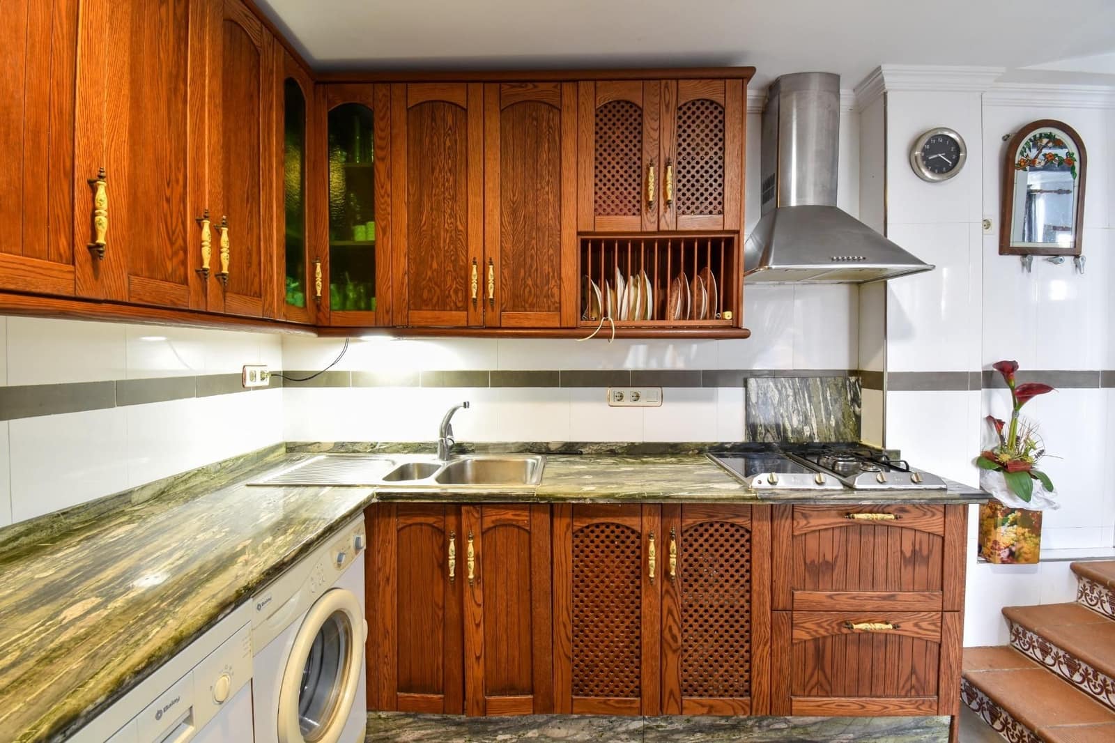 8 soveværelse Villa til salg i Motril med swimmingpool garage - € 540.000 (Ref: 9542831)