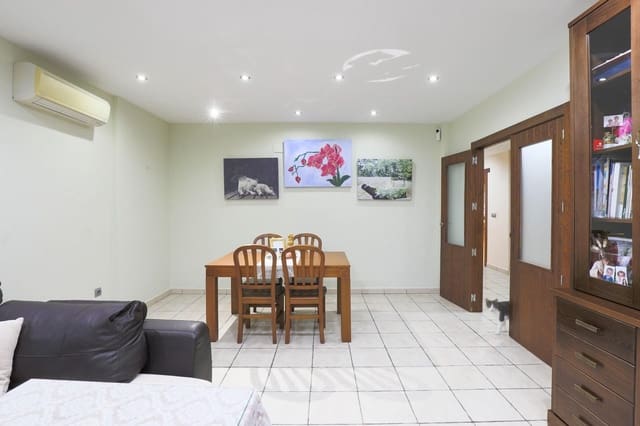 Chalet de 5 habitaciones en Padul en venta con garaje - 398.000 € (Ref: 9542832)