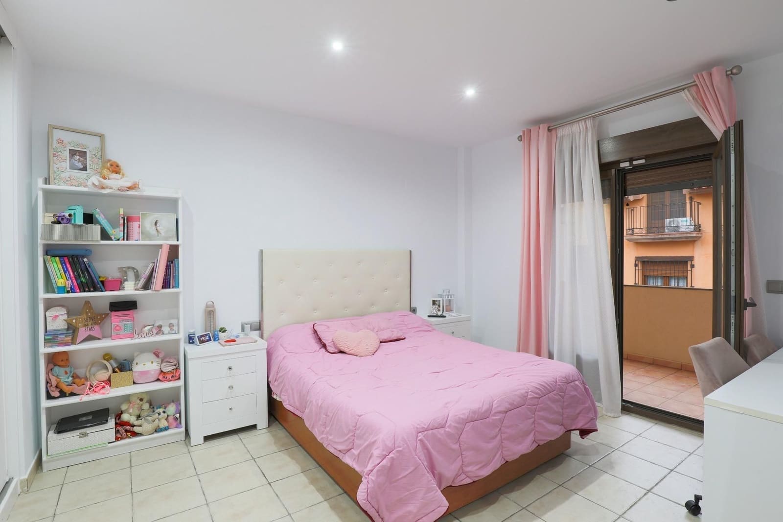 Chalet de 5 habitaciones en Padul en venta con garaje - 398.000 € (Ref: 9542832)