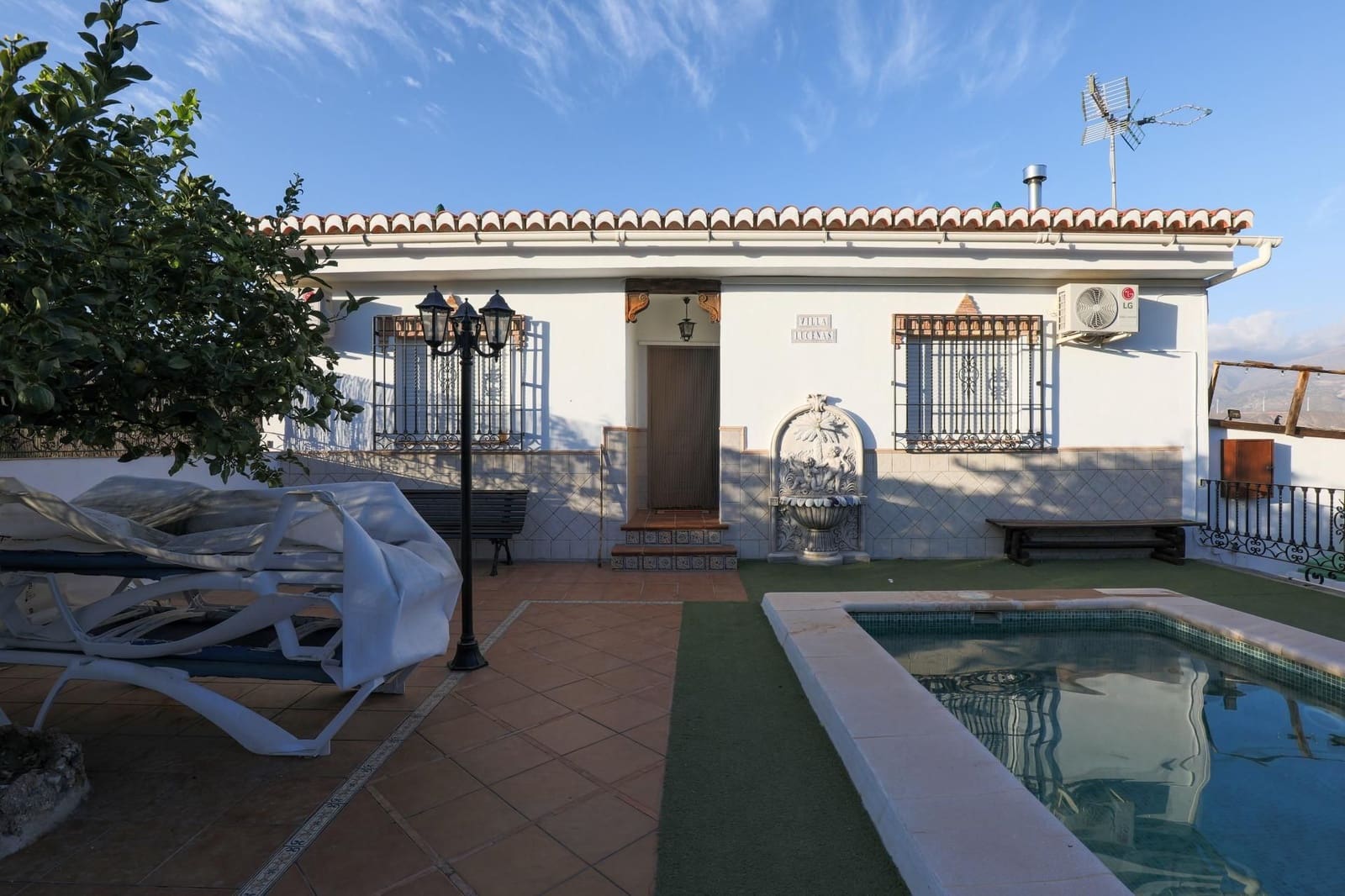 3 soveværelse Finca/Landehus til salg i Albunuelas med garage - € 339.000 (Ref: 9542837)