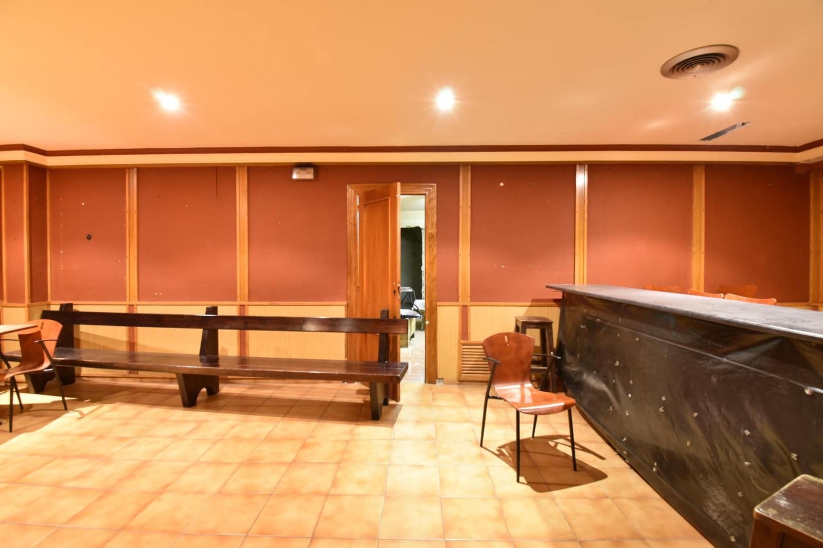 Local Comercial de 4 habitaciones en Dúrcal en venta - 249.000 € (Ref: 9542839)