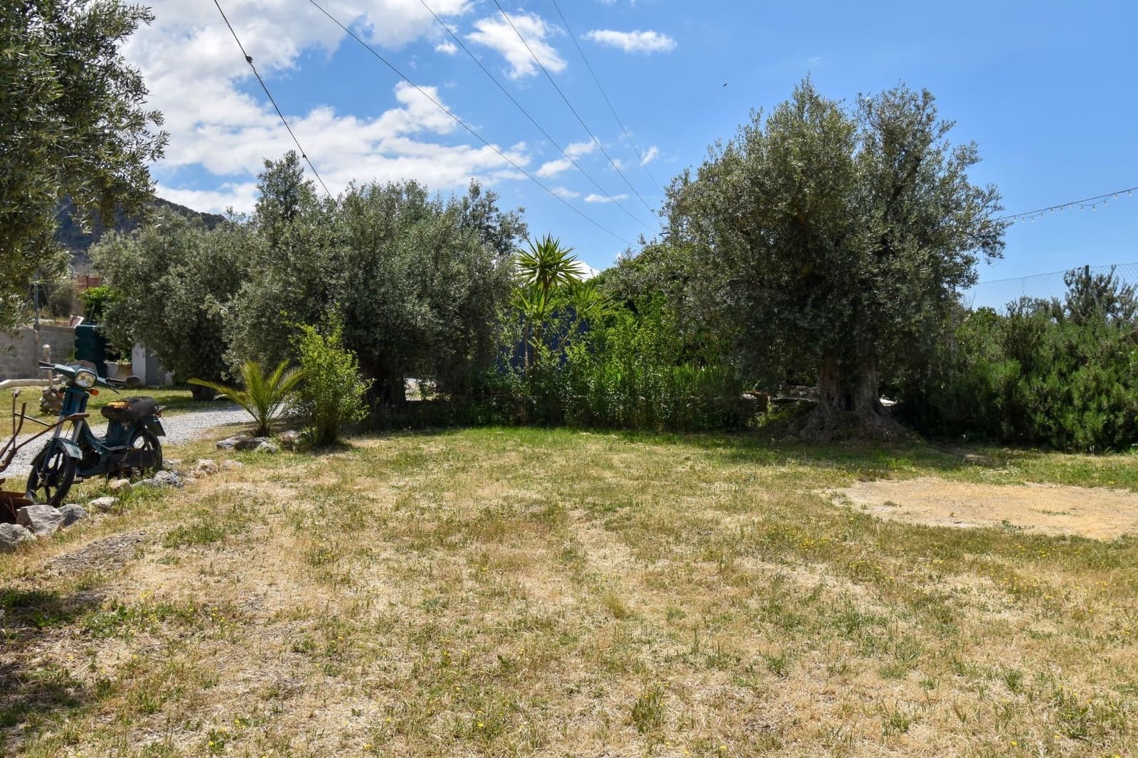 5 bedroom Finca/Country House for sale in Niguelas with garage - € 450,000 (Ref: 9542840)