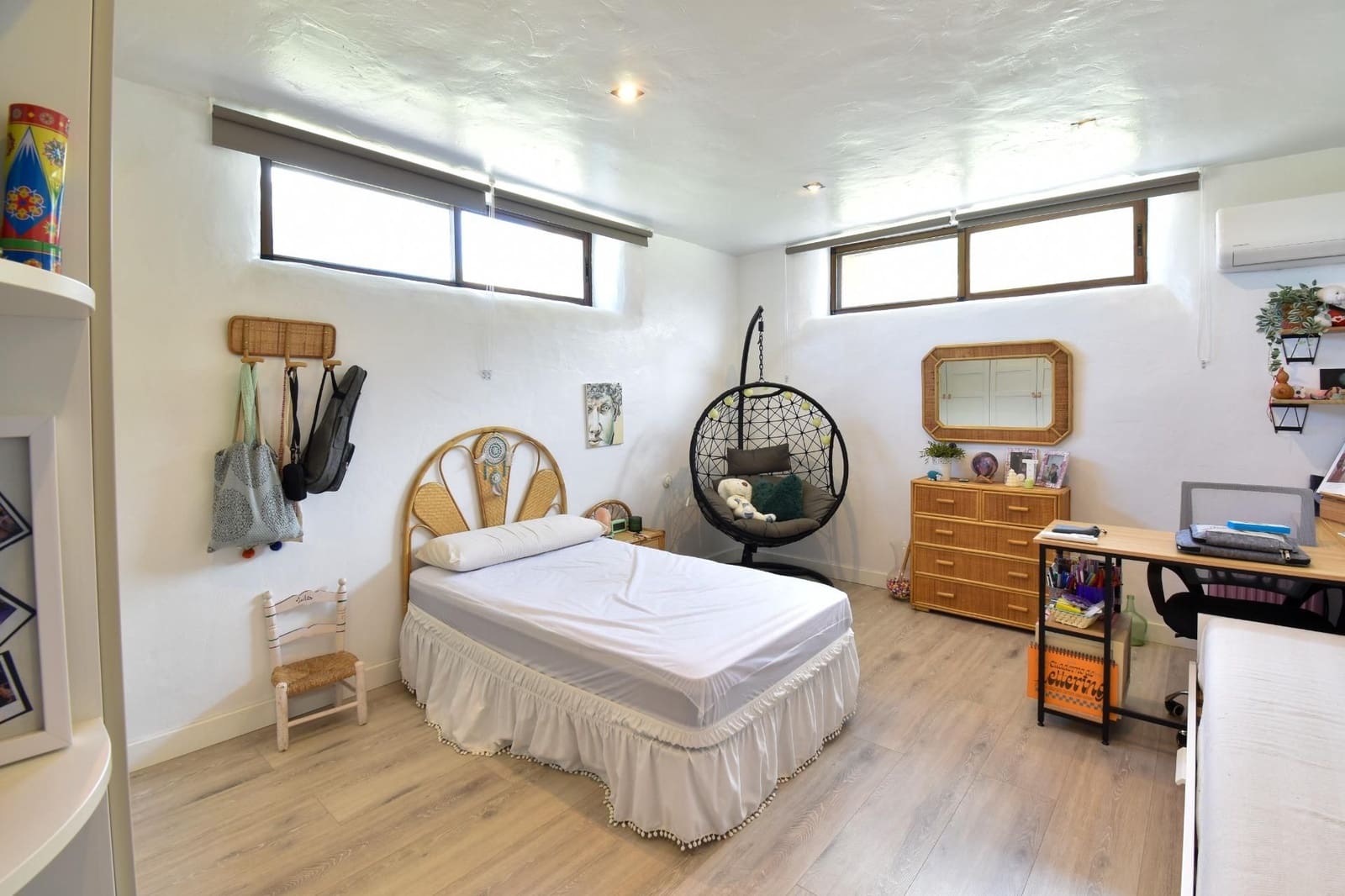 5 bedroom Finca/Country House for sale in Niguelas with garage - € 450,000 (Ref: 9542840)