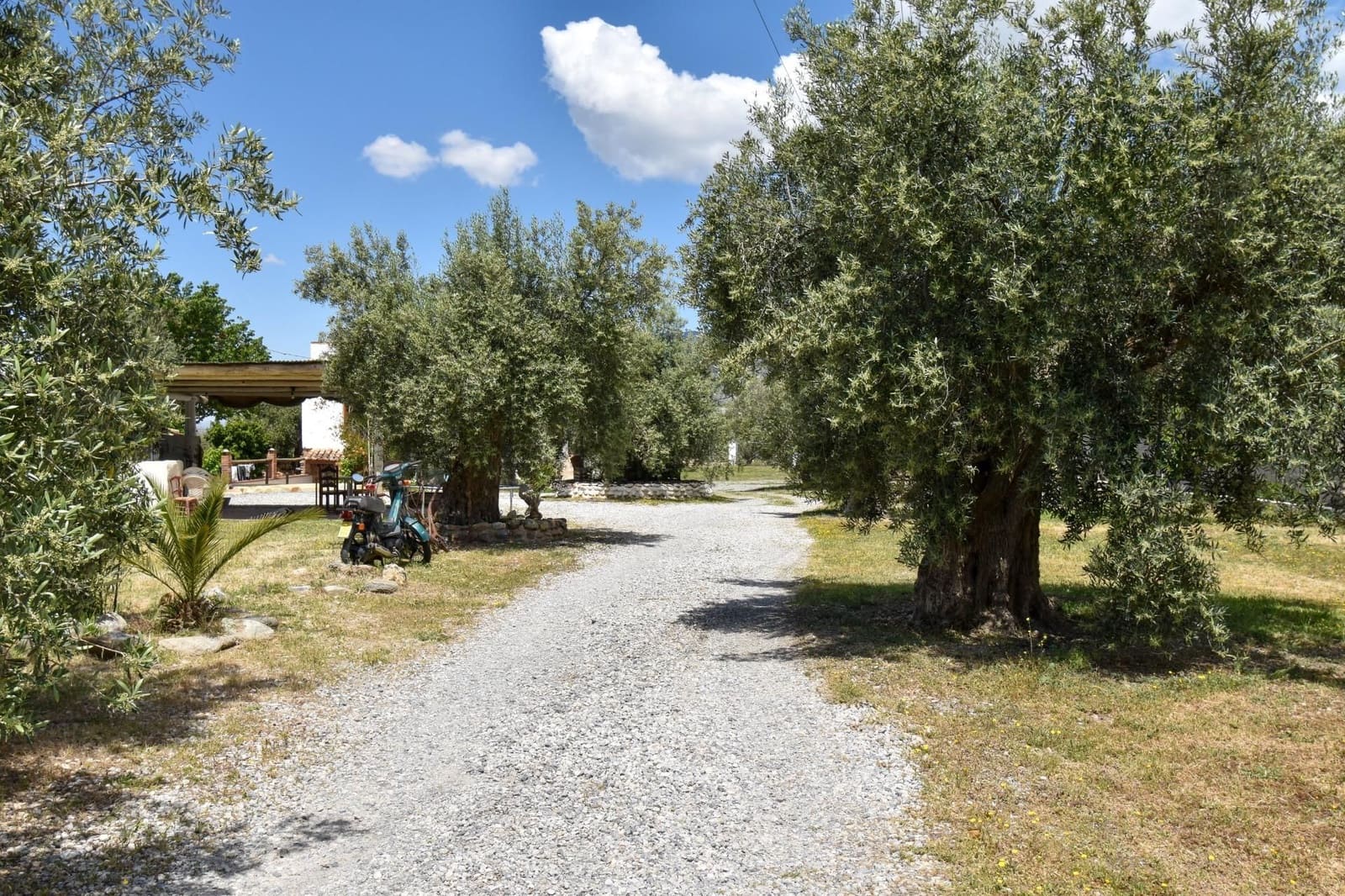 5 bedroom Finca/Country House for sale in Niguelas with garage - € 450,000 (Ref: 9542840)