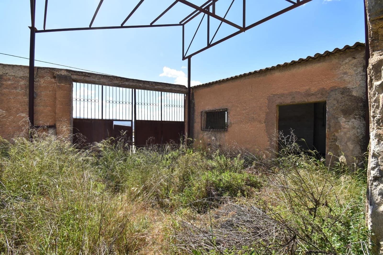 Commerciale in vendita in Durcal - 243.000 € (Rif: 9543342)