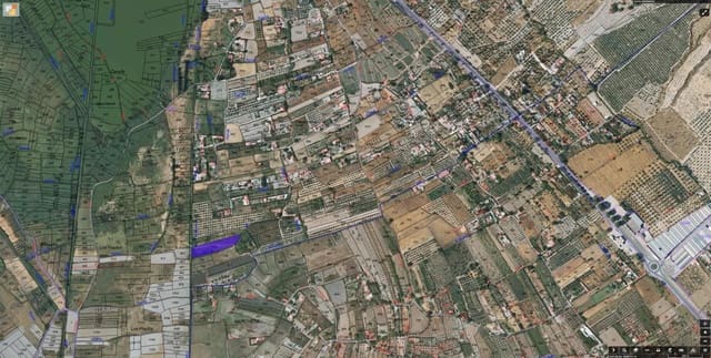 Grunde uden byggetilladelser til salg i Padul - € 62.000 (Ref: 9543344)