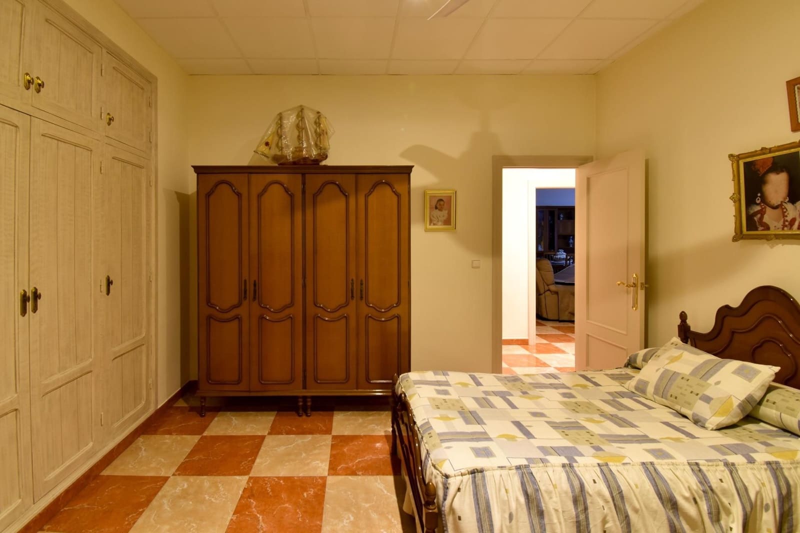 3 soveværelse Finca/Landehus til salg i Padul med garage - € 250.000 (Ref: 9543345)