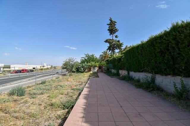 10 soveværelse Villa til salg i Padul med swimmingpool garage - € 320.000 (Ref: 9543346)