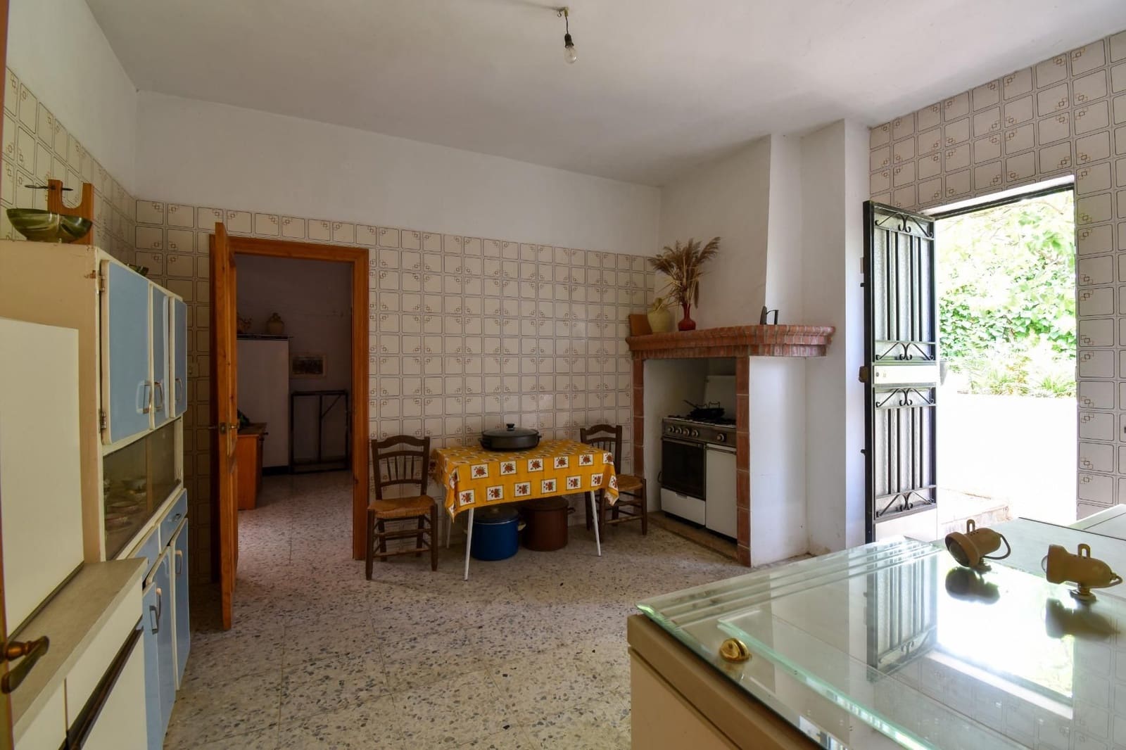 10 soveværelse Villa til salg i Padul med swimmingpool garage - € 320.000 (Ref: 9543346)