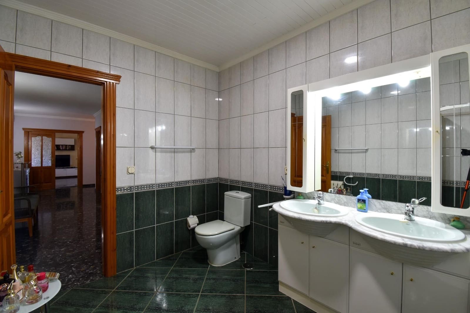 Chalet de 6 habitaciones en Padul en venta con piscina garaje - 499.000 € (Ref: 9543347)