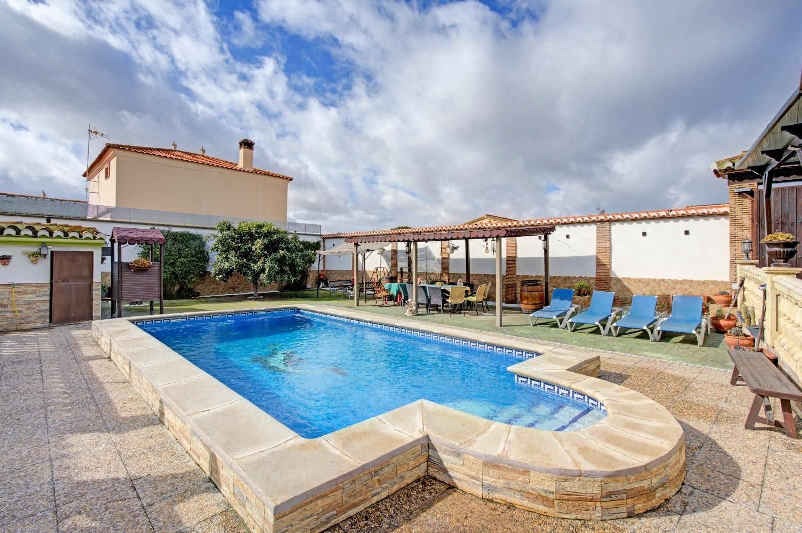 3 soveværelse Villa til salg i Albolote - € 485.000 (Ref: 9543920)